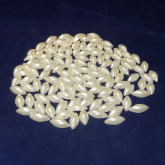 Стразы Жемчуг (ромбики половинки) 12*24мм 100 гр