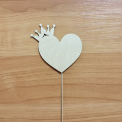Топпер "Сердце с короной", не окраш.на палочке(шир.10см;выс.9,5см)