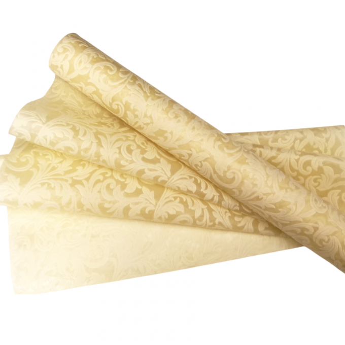 Фетр выбитый 50см*10м Листья кремовый