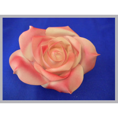 Цветок латексный Роза 220мм Розовый
